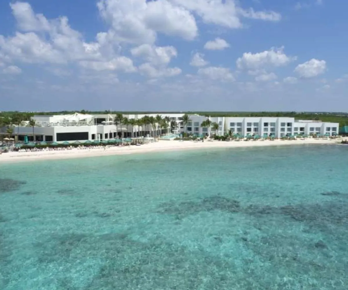 Resort Oasis Tulum Lite Hotel Akumal