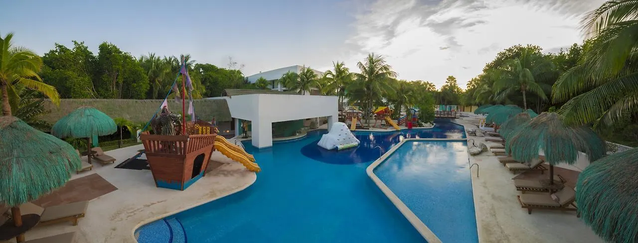 Oasis Tulum Lite Hotel Akumal 4*,  Mexico