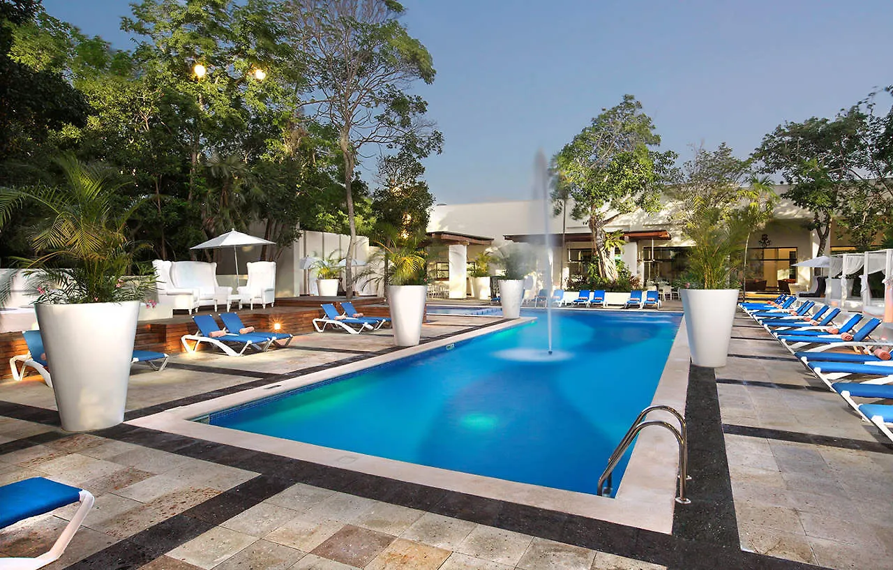 Oasis Tulum Lite Hotel Akumal 4*,